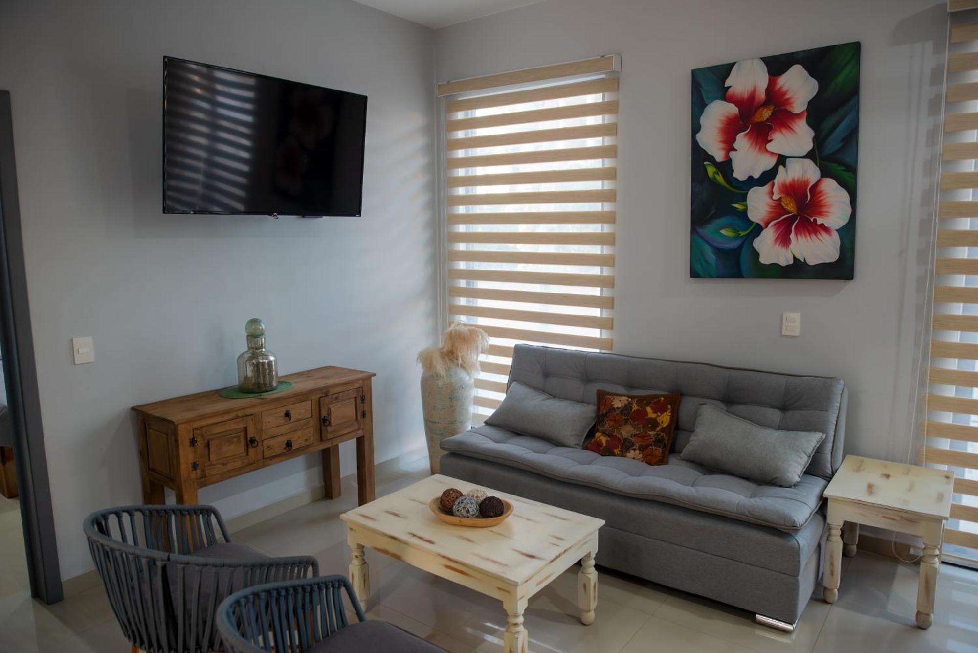 2Br/2Ba Condo 1 Block To Ocean! - Unit 3 Масатлан Экстерьер фото