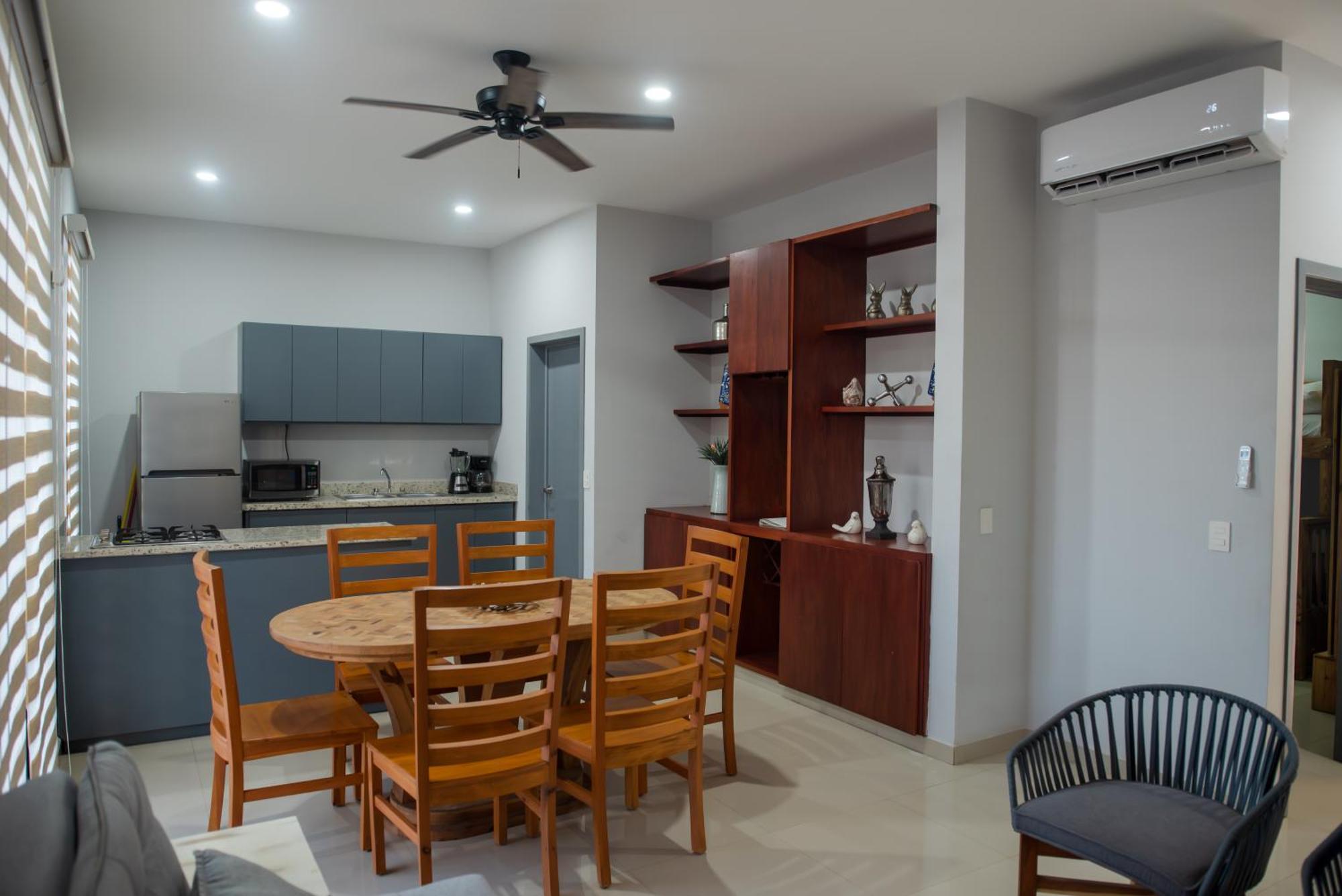 2Br/2Ba Condo 1 Block To Ocean! - Unit 3 Масатлан Экстерьер фото
